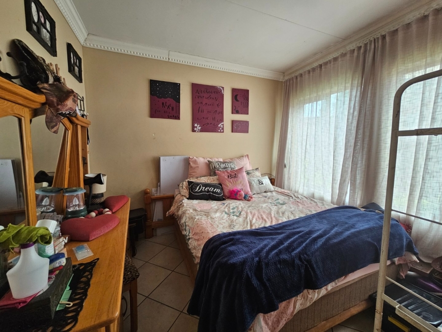 3 Bedroom Property for Sale in Waterval East North West